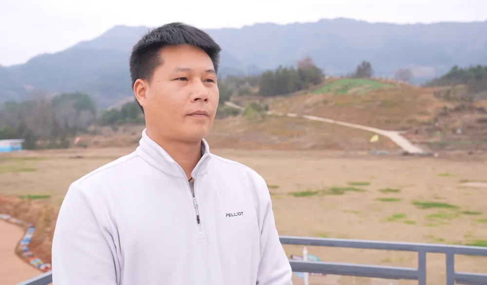 黄平安安体育滑翔伞训练基地李安安